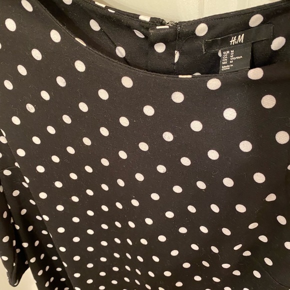 Polka dot 3/4 sleeve shift dress - Picture 4 of 5